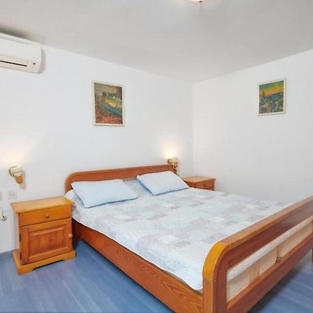Apartments Davorka Banjole Εξωτερικό φωτογραφία